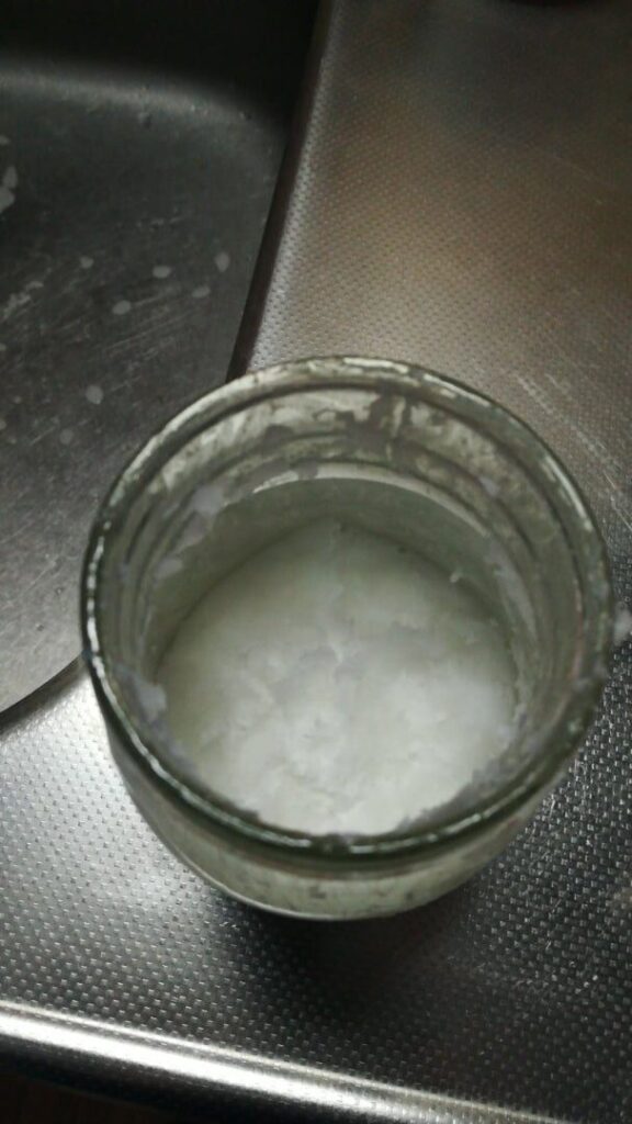 投入後のココナッツオイル減り具合