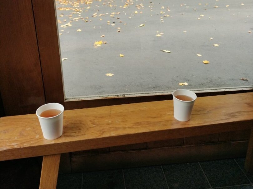 北海道神宮六花亭ほうじ茶