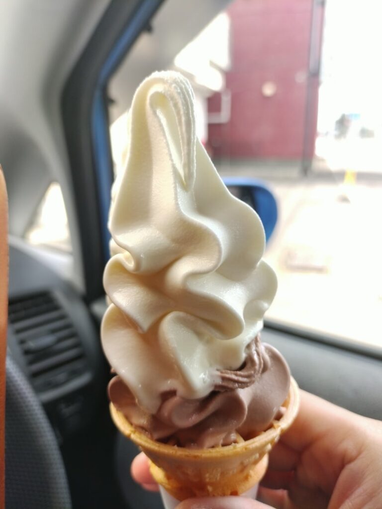 ソフトクリーム(コーン)