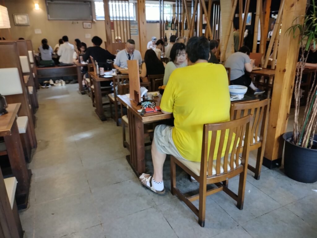 なみ喜の14時半の店内の様子