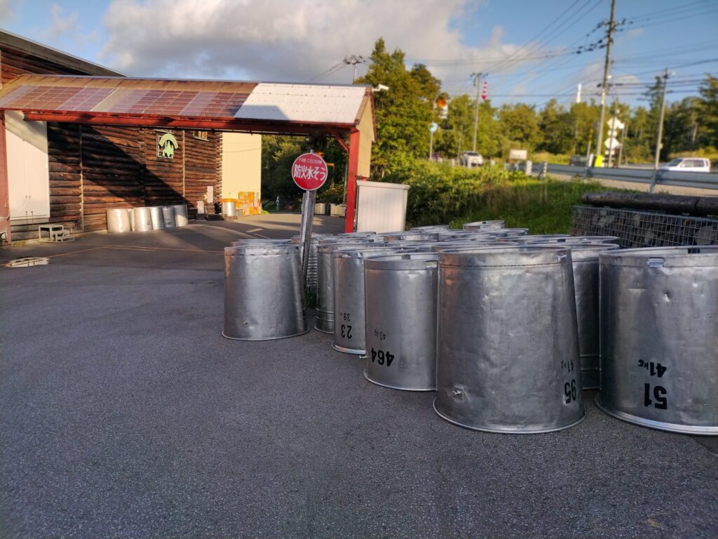 ワイン発酵槽廃棄?